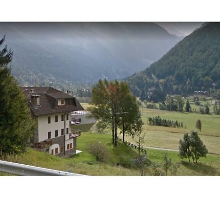 Grande Casa Di Famiglia Apartment เตมู ภายนอก รูปภาพ