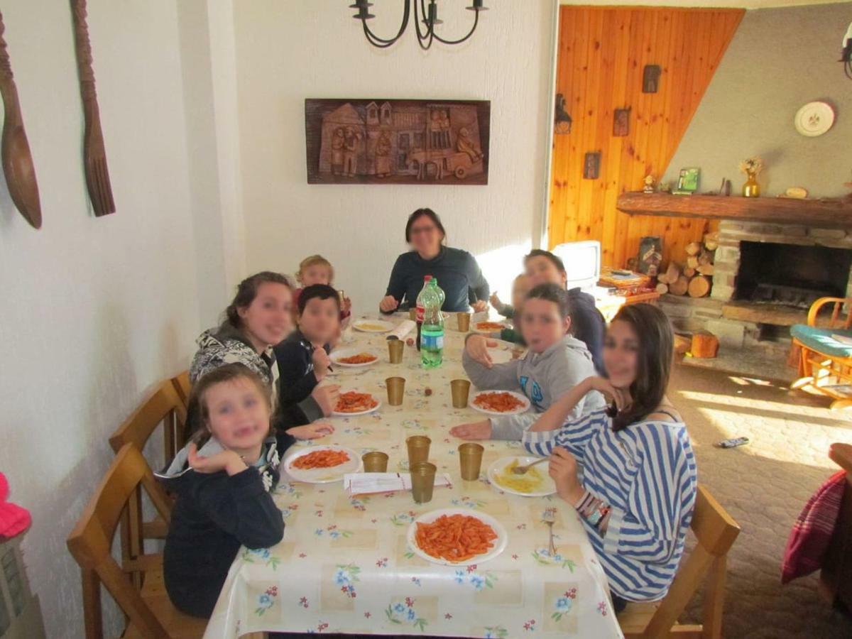 Grande Casa Di Famiglia Apartment เตมู ภายนอก รูปภาพ